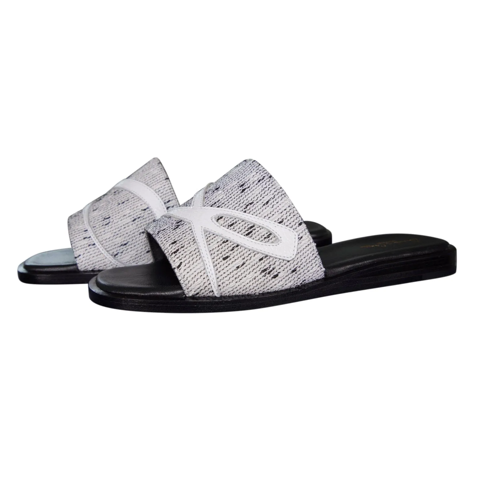 Bianco Tweed Logo Slide