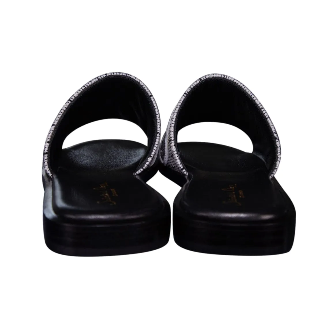 Bianco Tweed Logo Slide