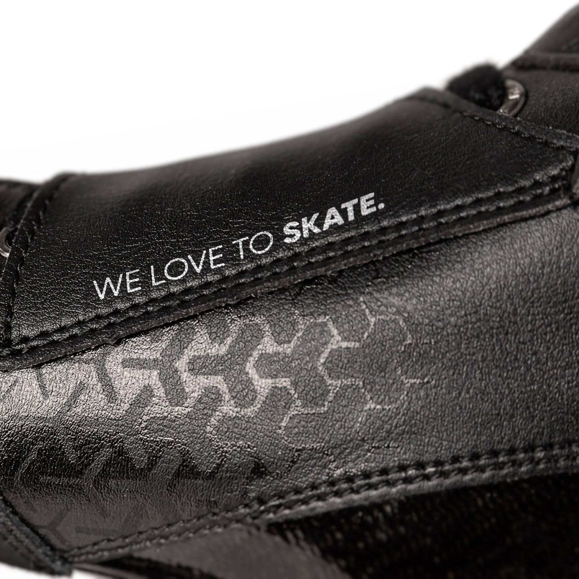 Core Performance Black 4X90