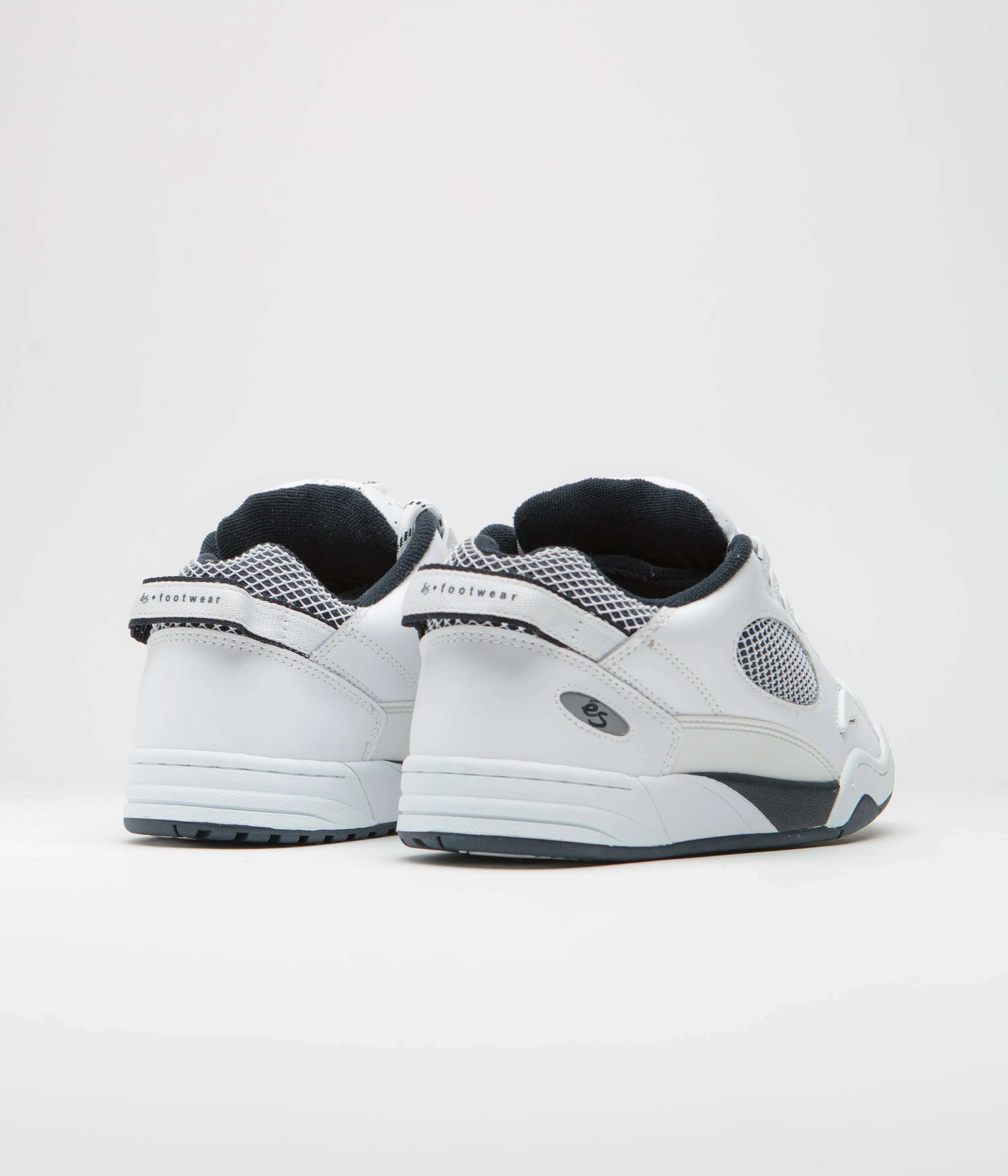 eS Muska Shoes - White