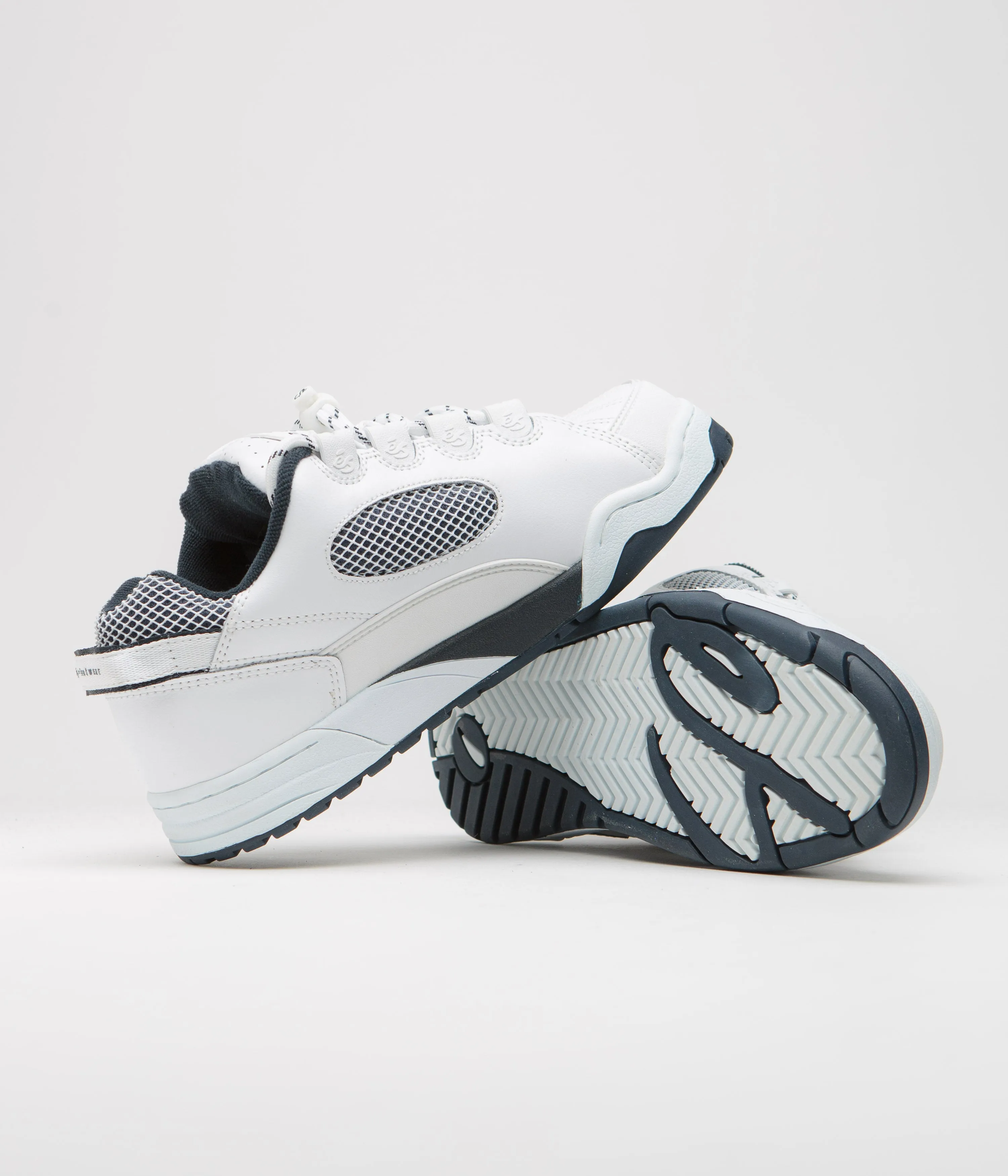 eS Muska Shoes - White
