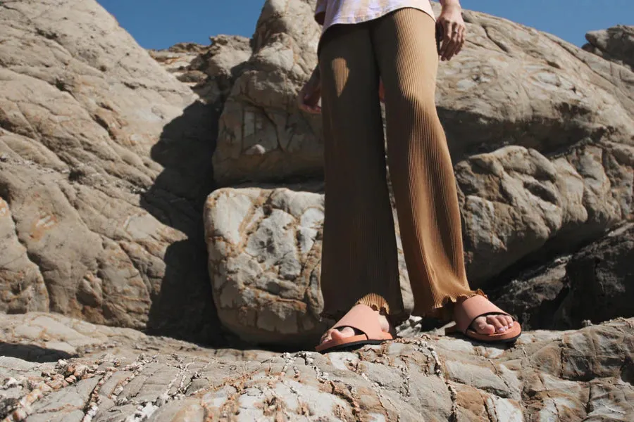 ESSNTLS Womens Slides - Rust