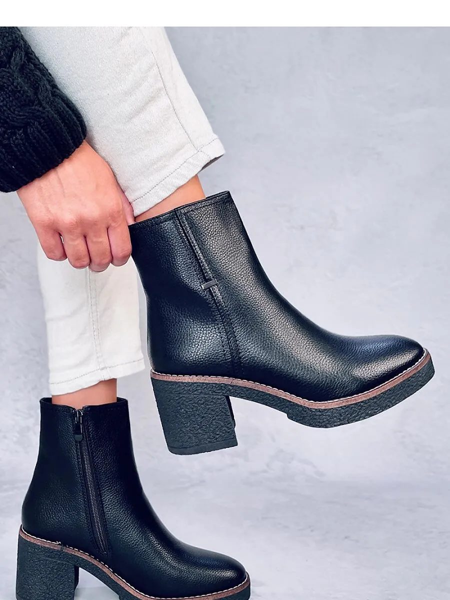 Heel boots model 187386 Inello