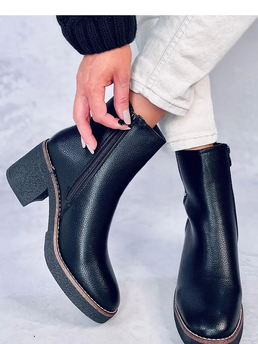 Heel boots model 187386 Inello
