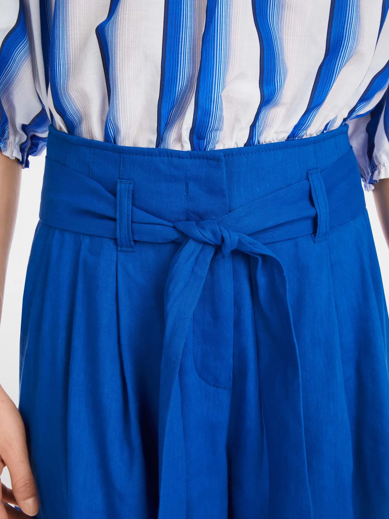 Marc Cain Linen Tie Detail Shorts