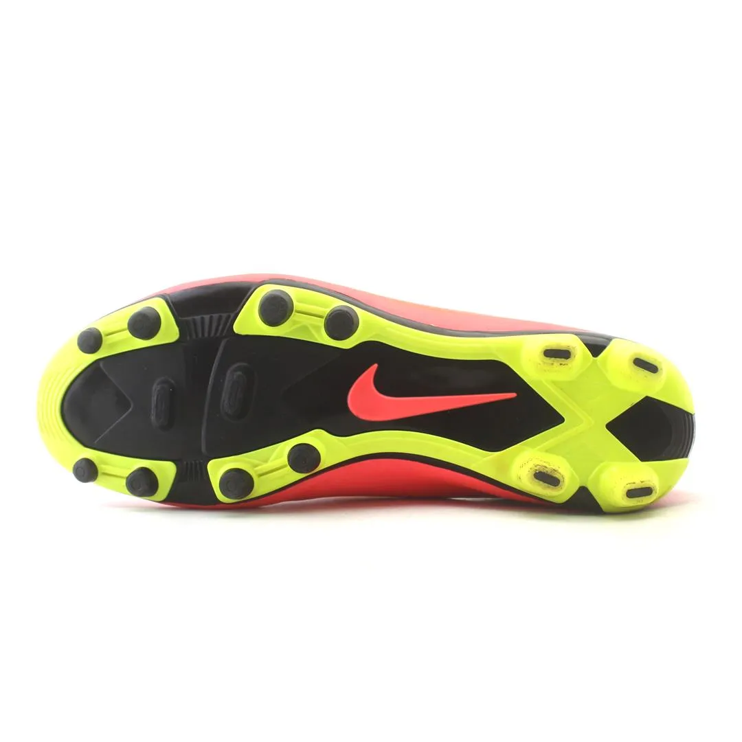 NIKE HYPERVENOM PHADE FG