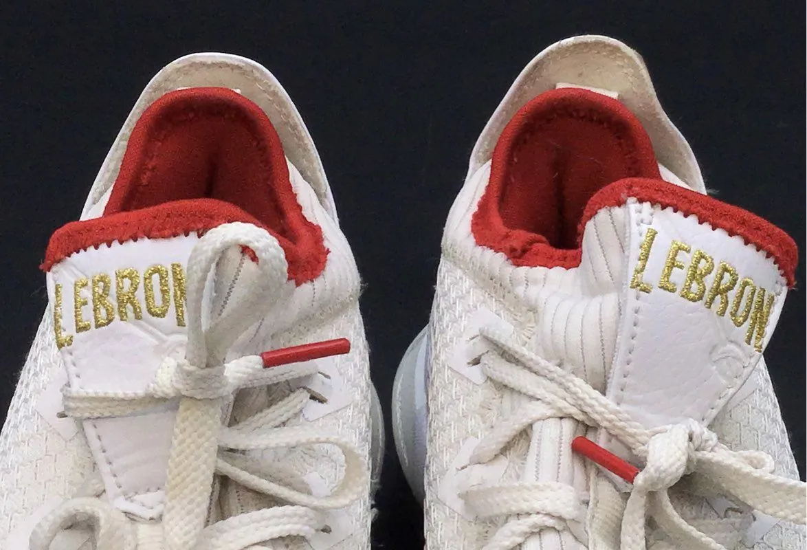 Nike Men's Lebron 16 White Basketball Athletic Shoes - Size 8.5