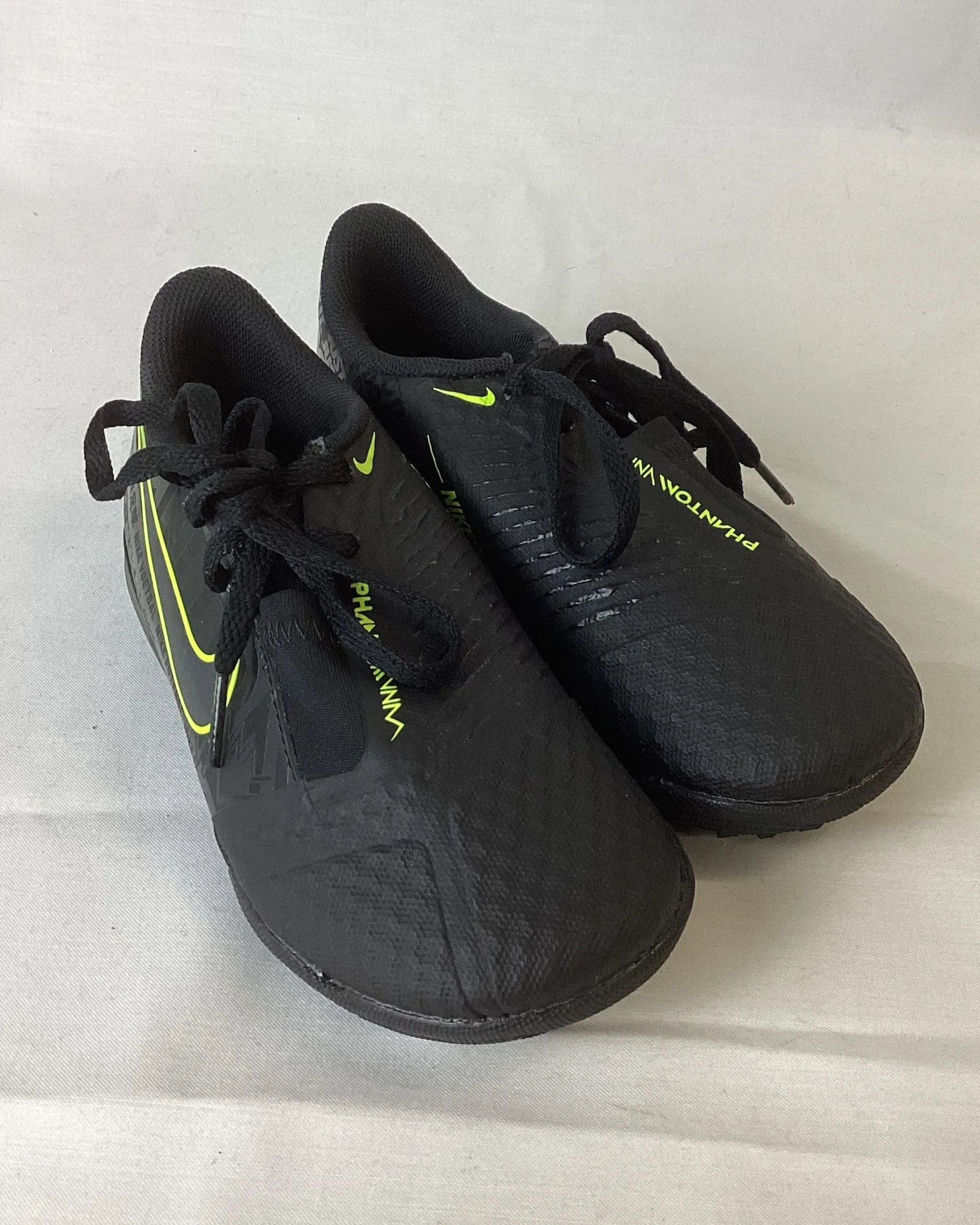 Nike Phantom Venom Black Green Football Shoes Size 11 Kids