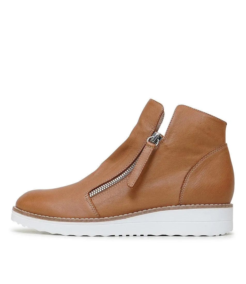 Ohmy Dark Tan Leather Ankle Boots
