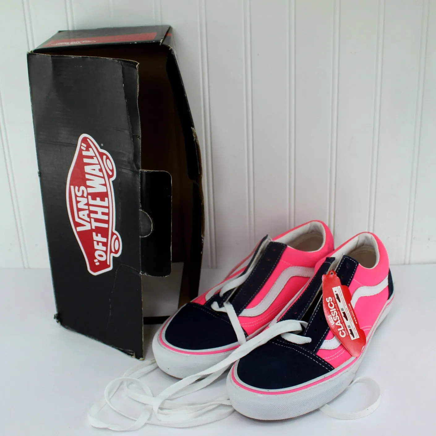 Vans Vintage Old Skool Shoes Off Wall NIB Dress Blues Neon Pink Unisex 7.0 8.5