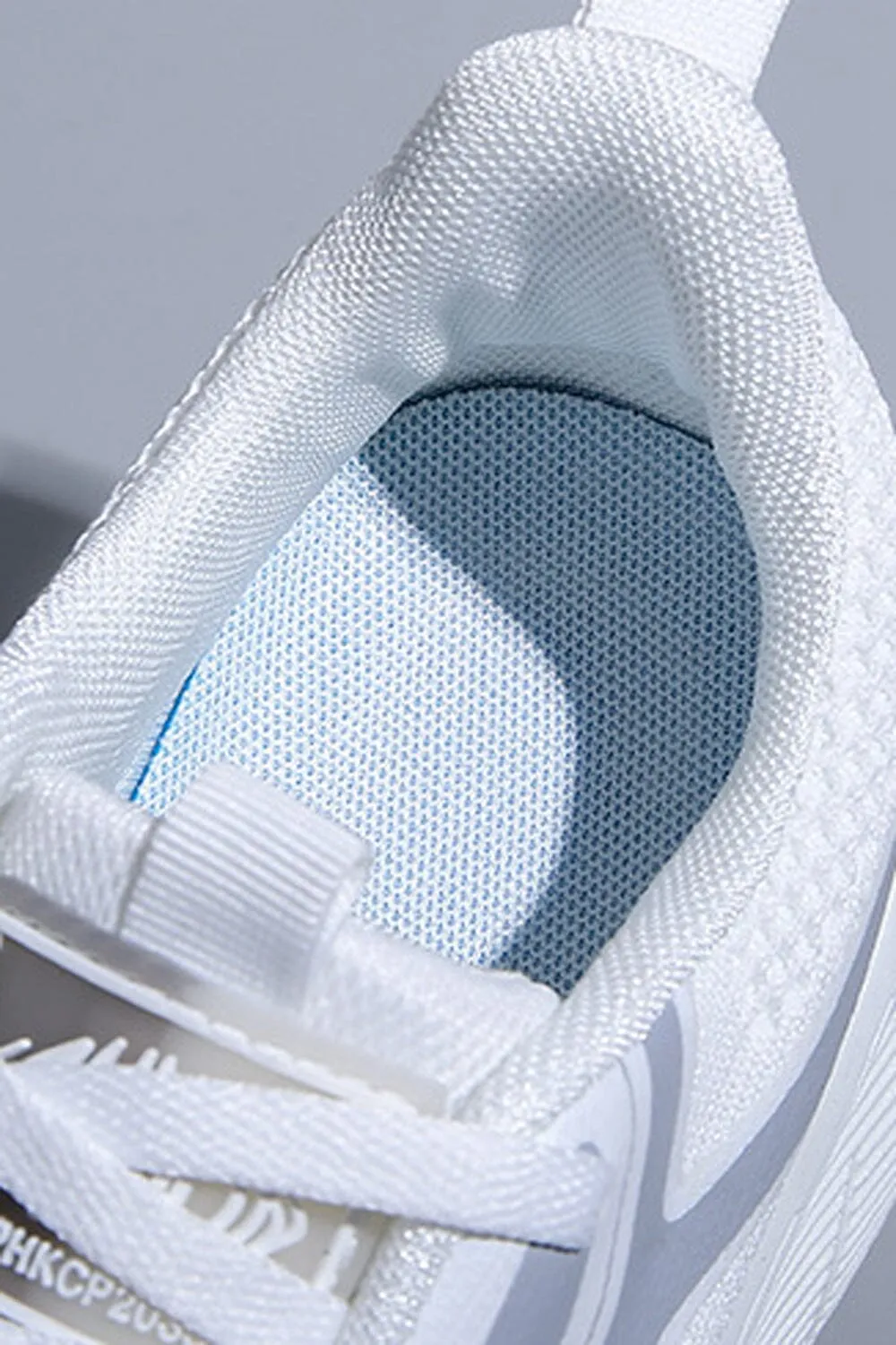 Women's Lightweight Mesh Upper Sneakers