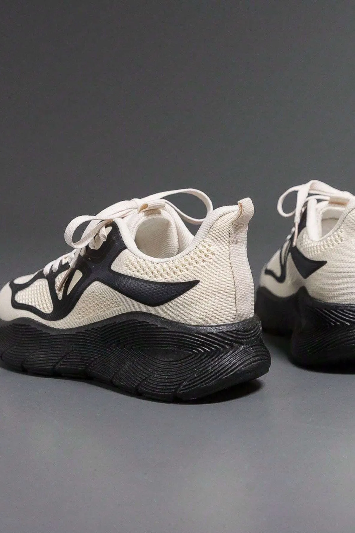Women's Lightweight Mesh Upper Sneakers