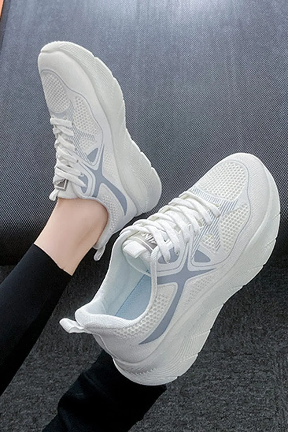 Women's Lightweight Mesh Upper Sneakers